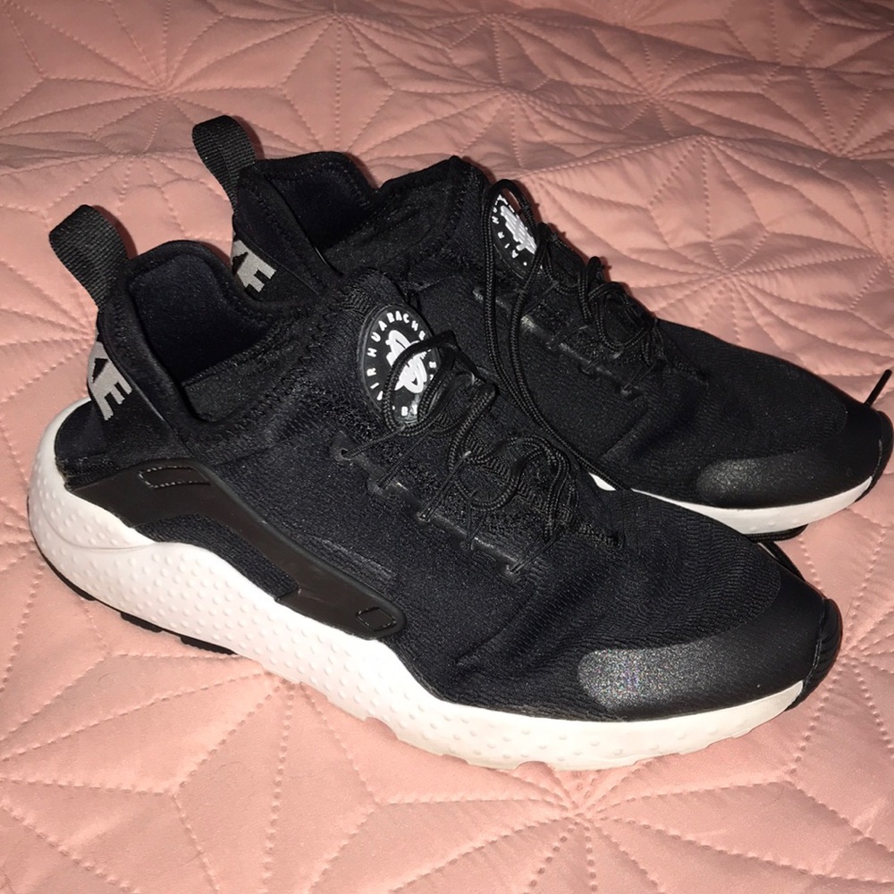Nike Hurache Shoes